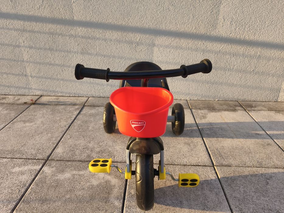 Triciclo Chicco Ducati