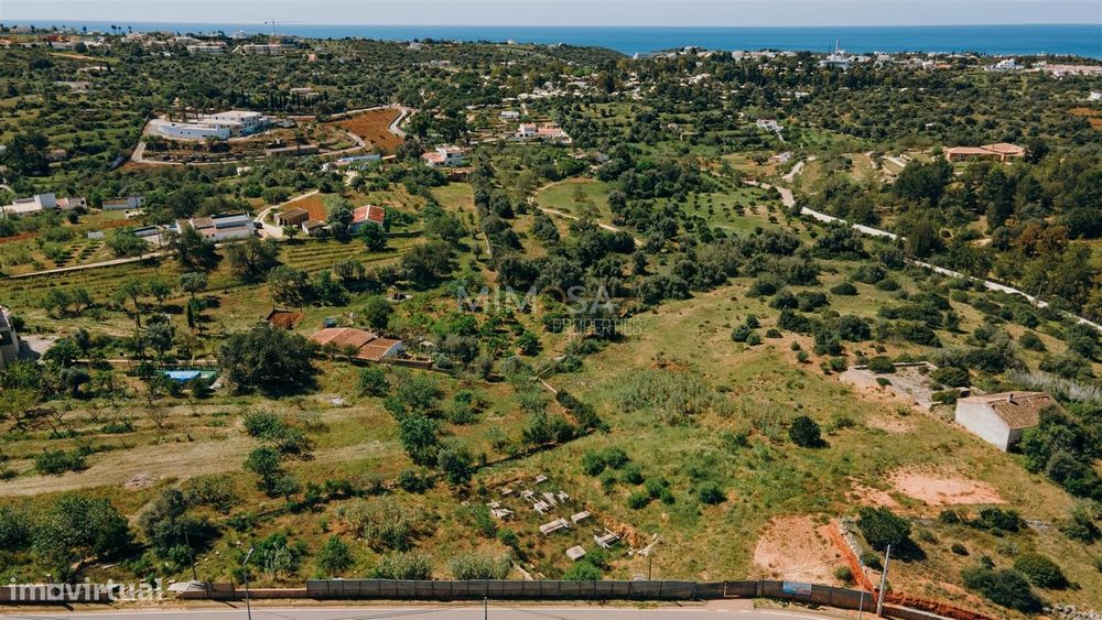 Terreno em Lagoa com projeto aprovado para  Casa de Campo