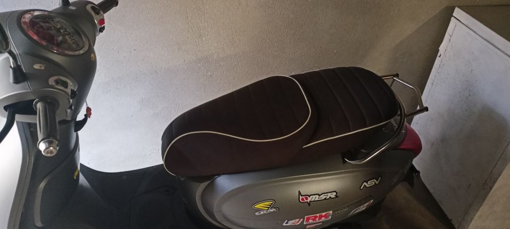 Motociclo Motron como nova