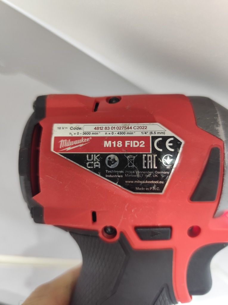 Milwaukee M18 FID2 безщітковий акумуляторний імпакт Мілвоке оригінал