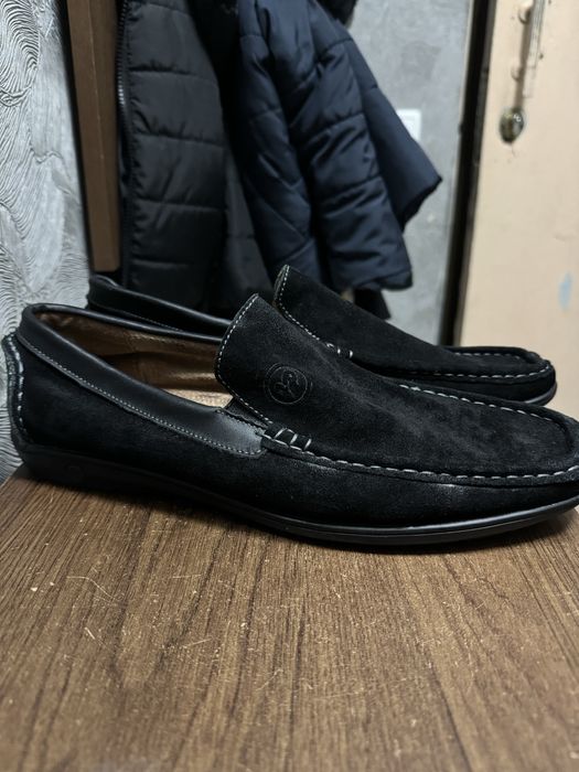 Чоловічі лофери замш