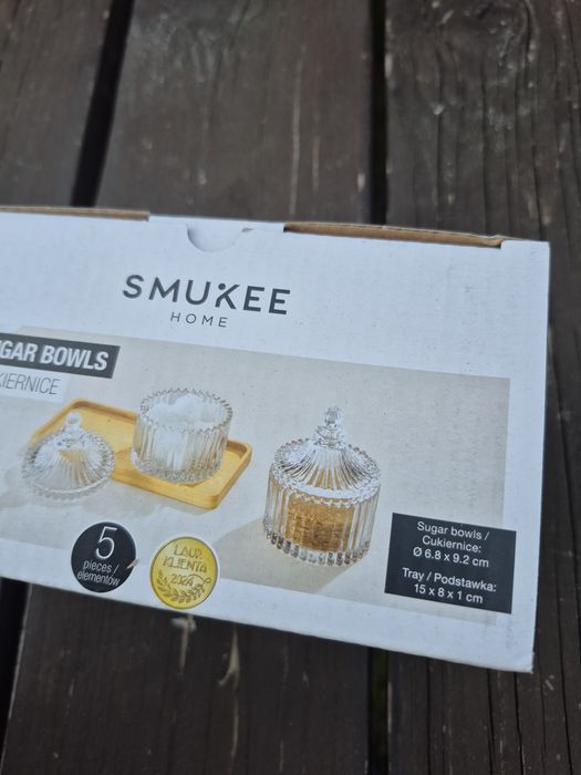 Smukee szklane cukiernice stylowe glamour nowe piękne przykrywka