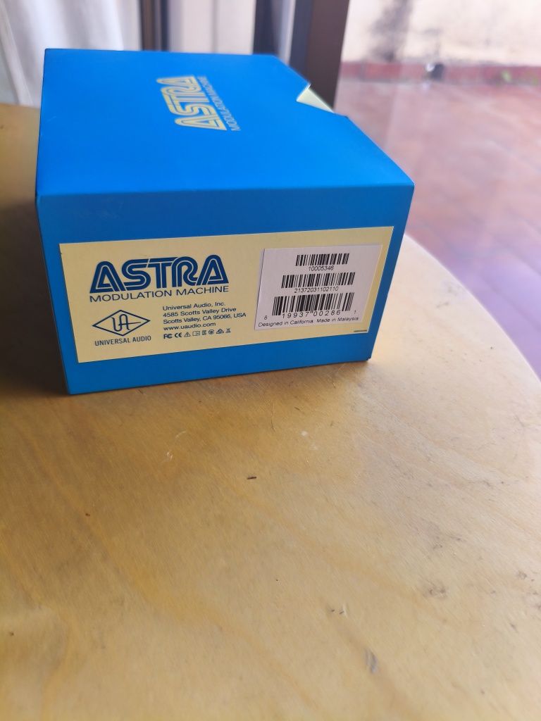 Universal Audio UAFX Astra Modulation Machine