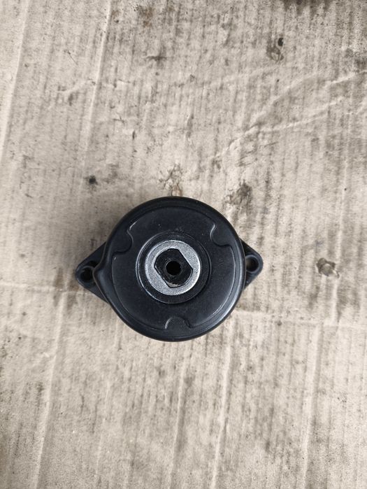 М47 Натяжная планка поликлинового ремня INA