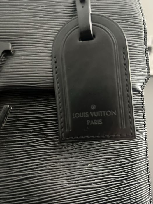 Elegancka torebka w skorze epi cena okazyjna Louis Vuitton