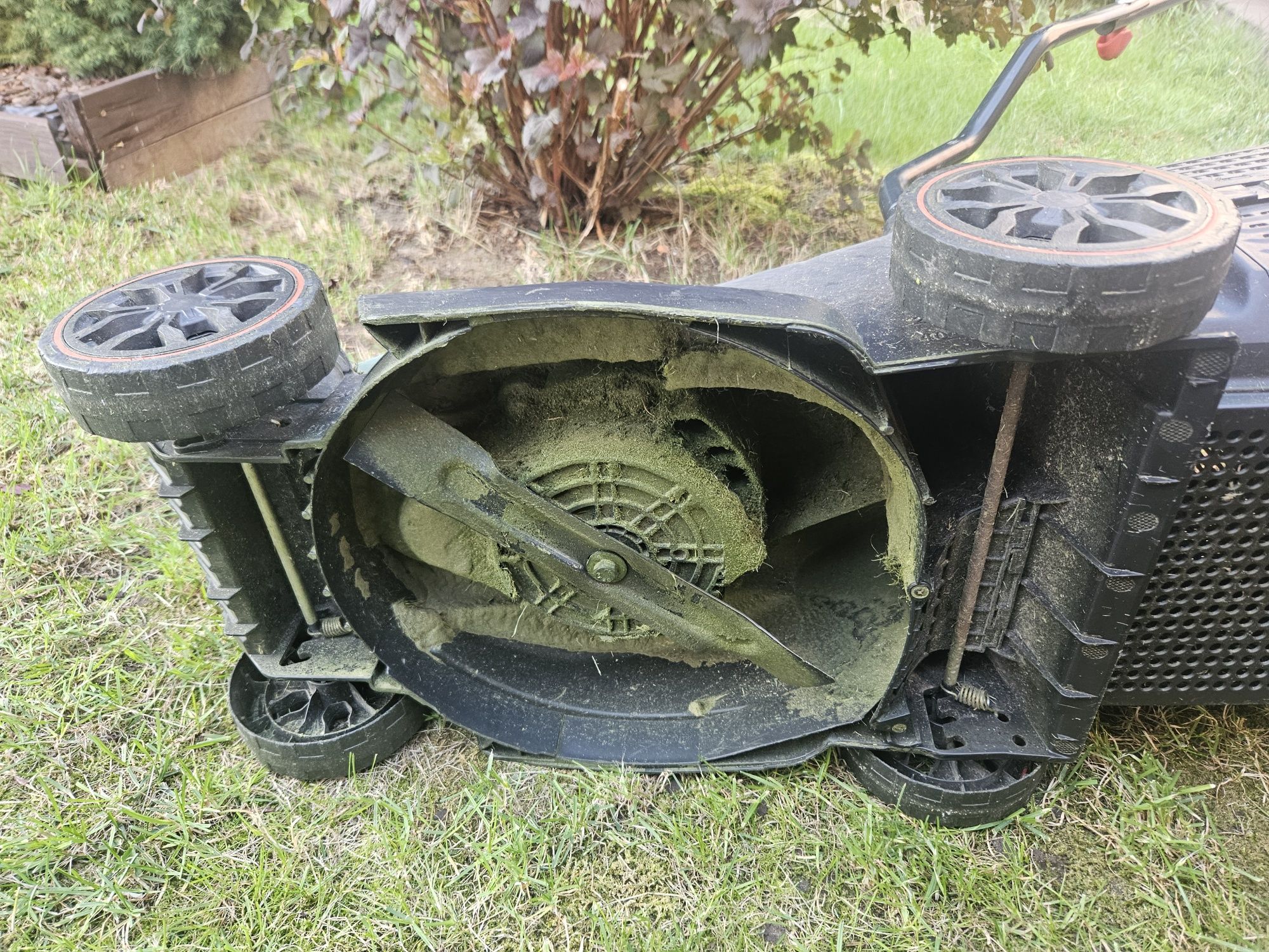 Kosiarka parkside prm1200 a1