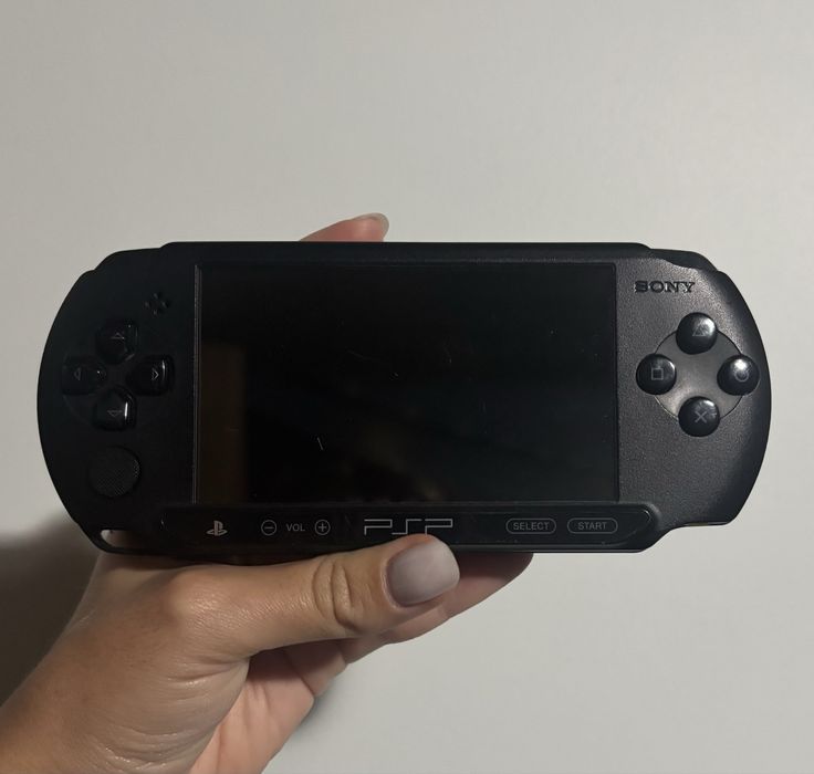 PSP Street E1004