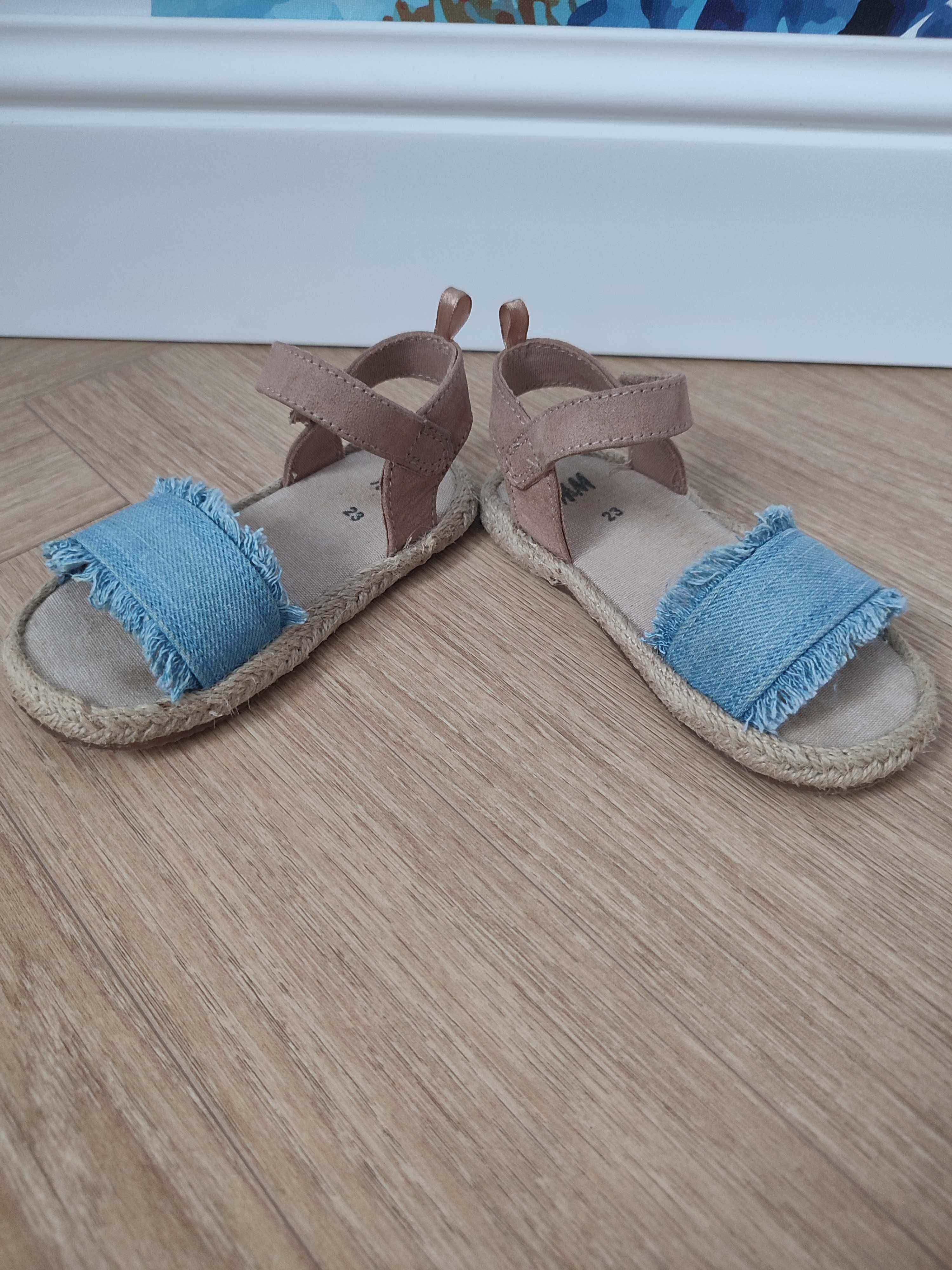 Sandały dziewczęce, z jeans, H&M, rozmiar 23, stan bardzo dobry.