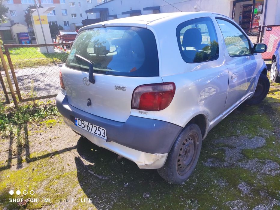 Toyota Yaris 1.0 kat 2003 r