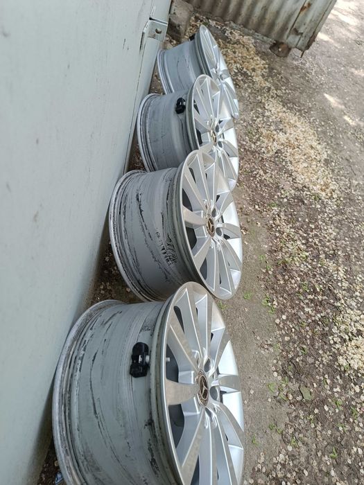 Оригинальные диски Mercedes CLS W218, R17, 8,5J вкруг ЕТ34,5