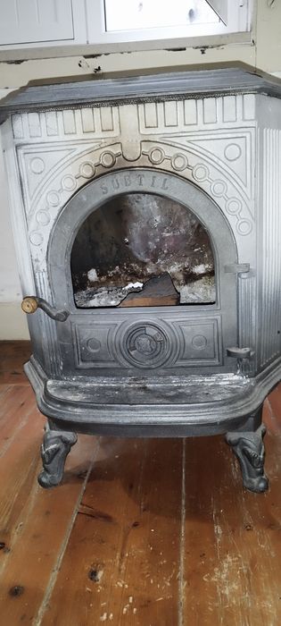 Salamandra ferro fundido em bom estado