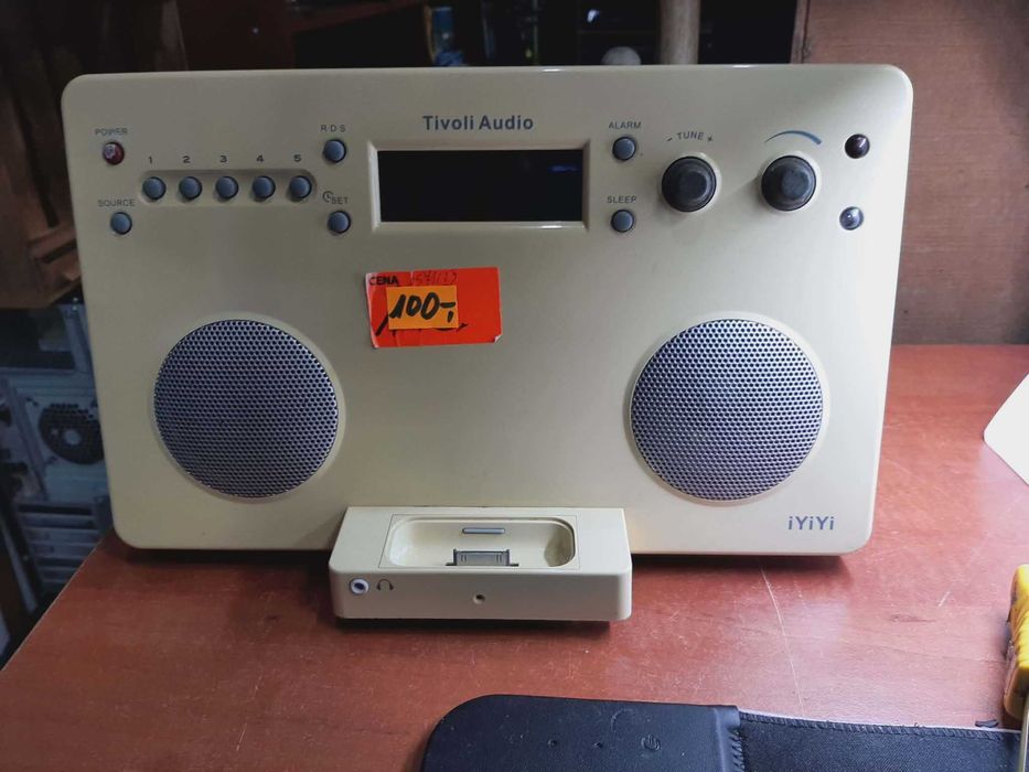 Odbiornik radiowy Tivoli Audio iYiYi AM FM