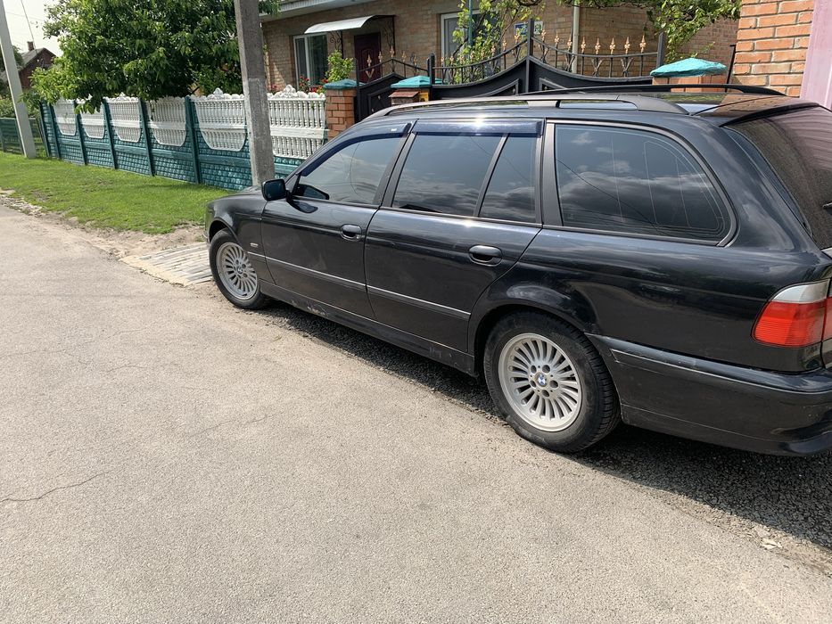 Продам BMW E39, універсал.