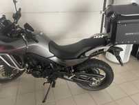 Mota Honda Transalp 750