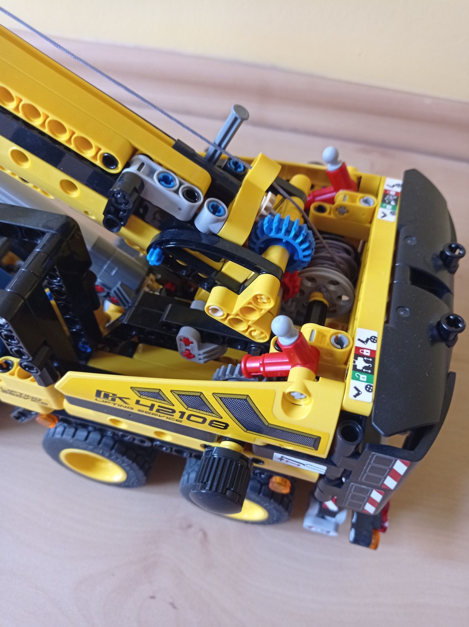 Klocki LEGO Technic 42108 Żuraw samochodowy dźwig
