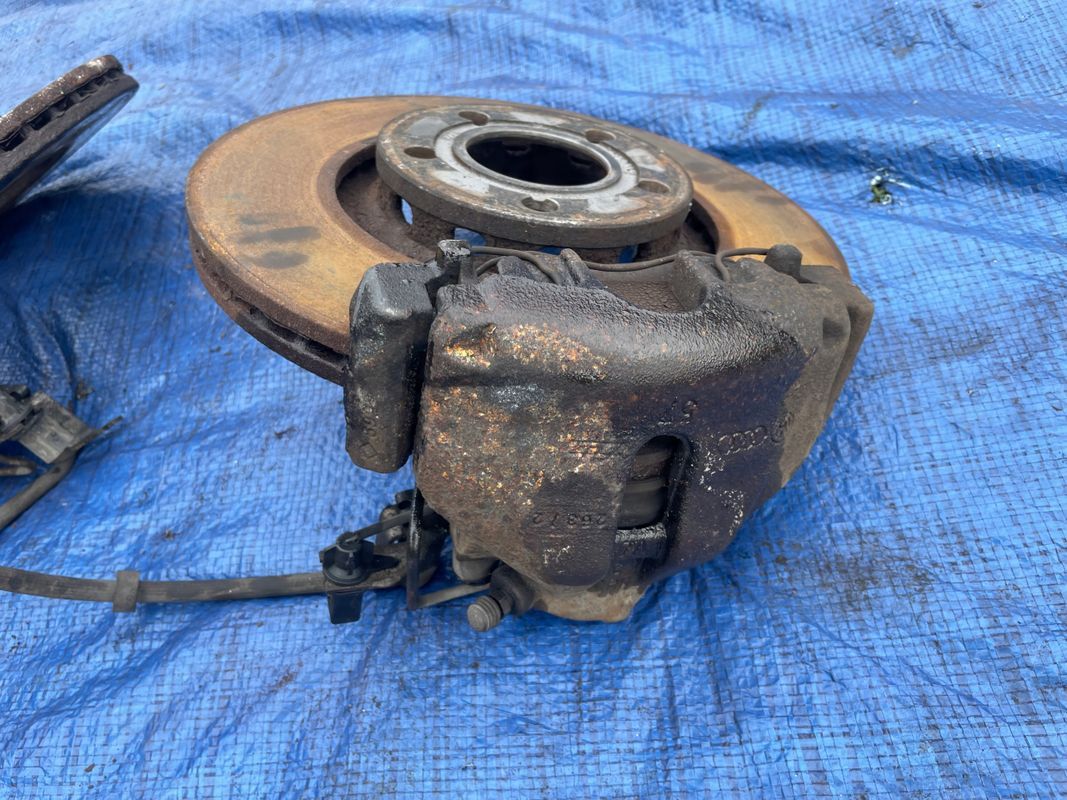 Audi A4 B6 B7 Zestaw Swap Tarcze Zaciski 310 Mm