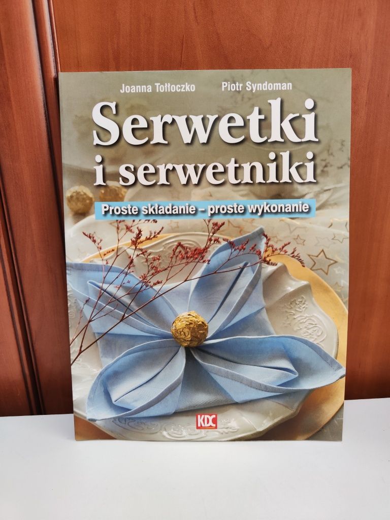 Serwetki i serwetniki - Joanna Tołłoczko, Piotr Syndoman "x
