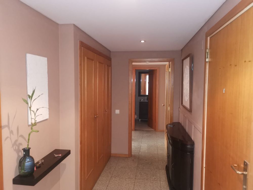 Alugo T2 condominio fechado