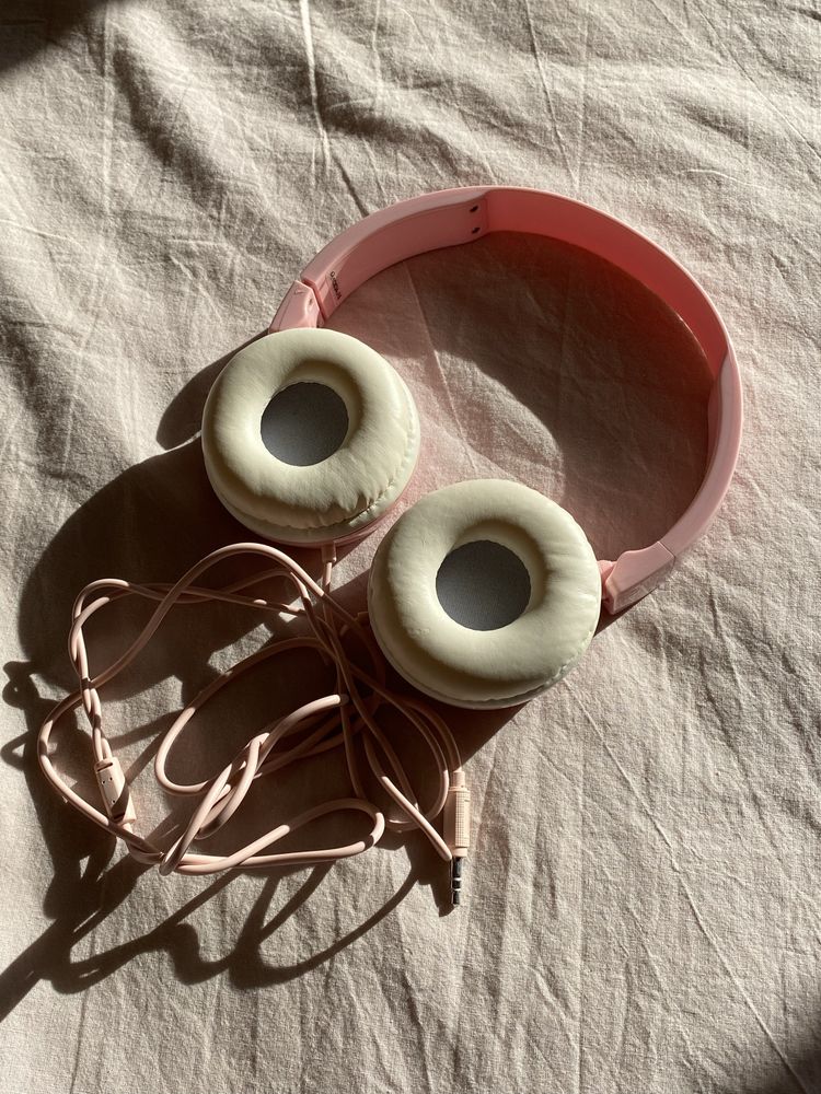 Рожеві навушники miniso