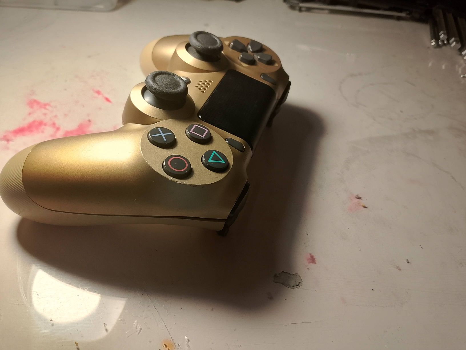 Sprzedam Kontroler DualShock 4 do PlayStation 4 Slim – Sprawny,