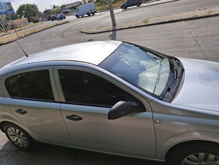 Продам Opel Astra H