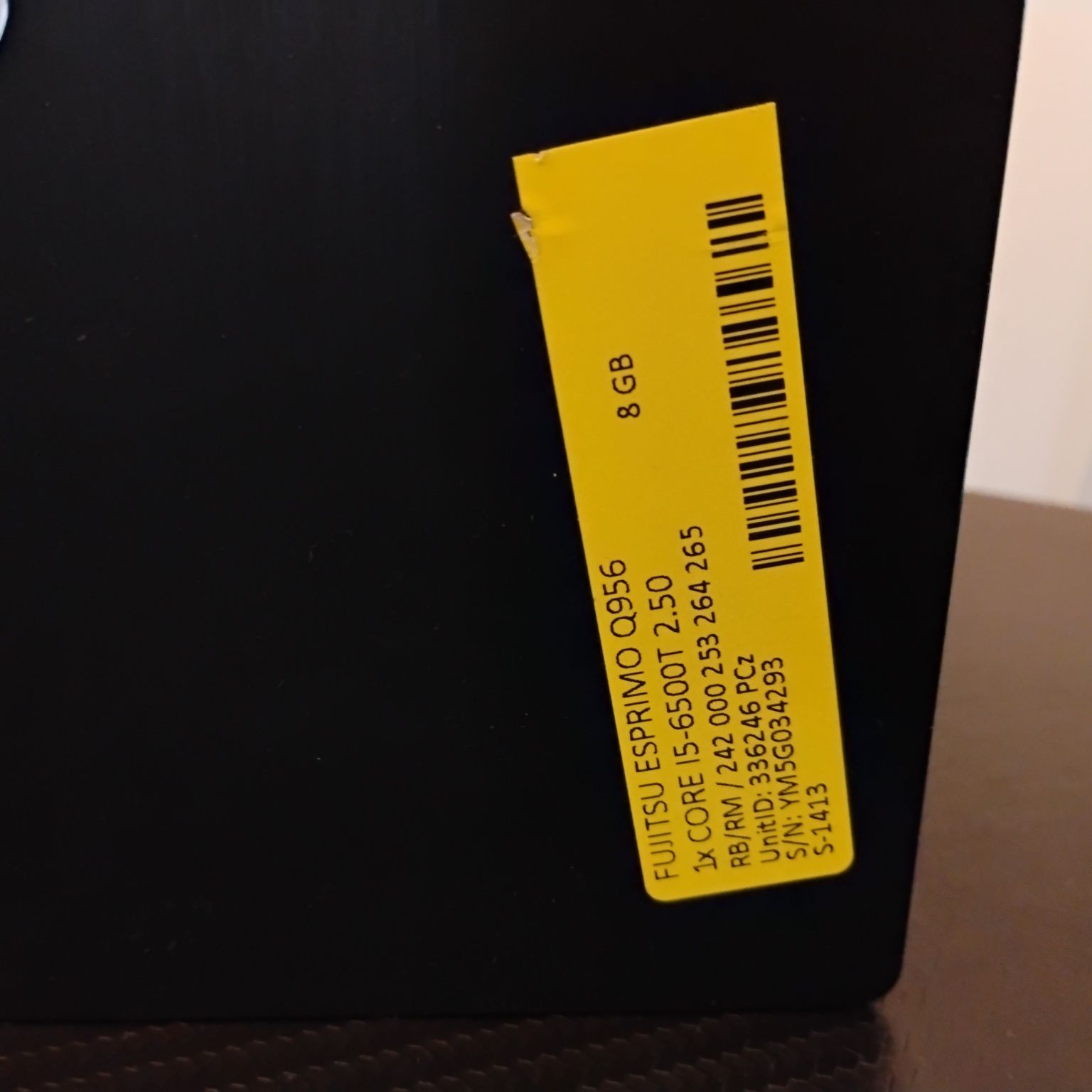 Fujitsu Esprimo q956