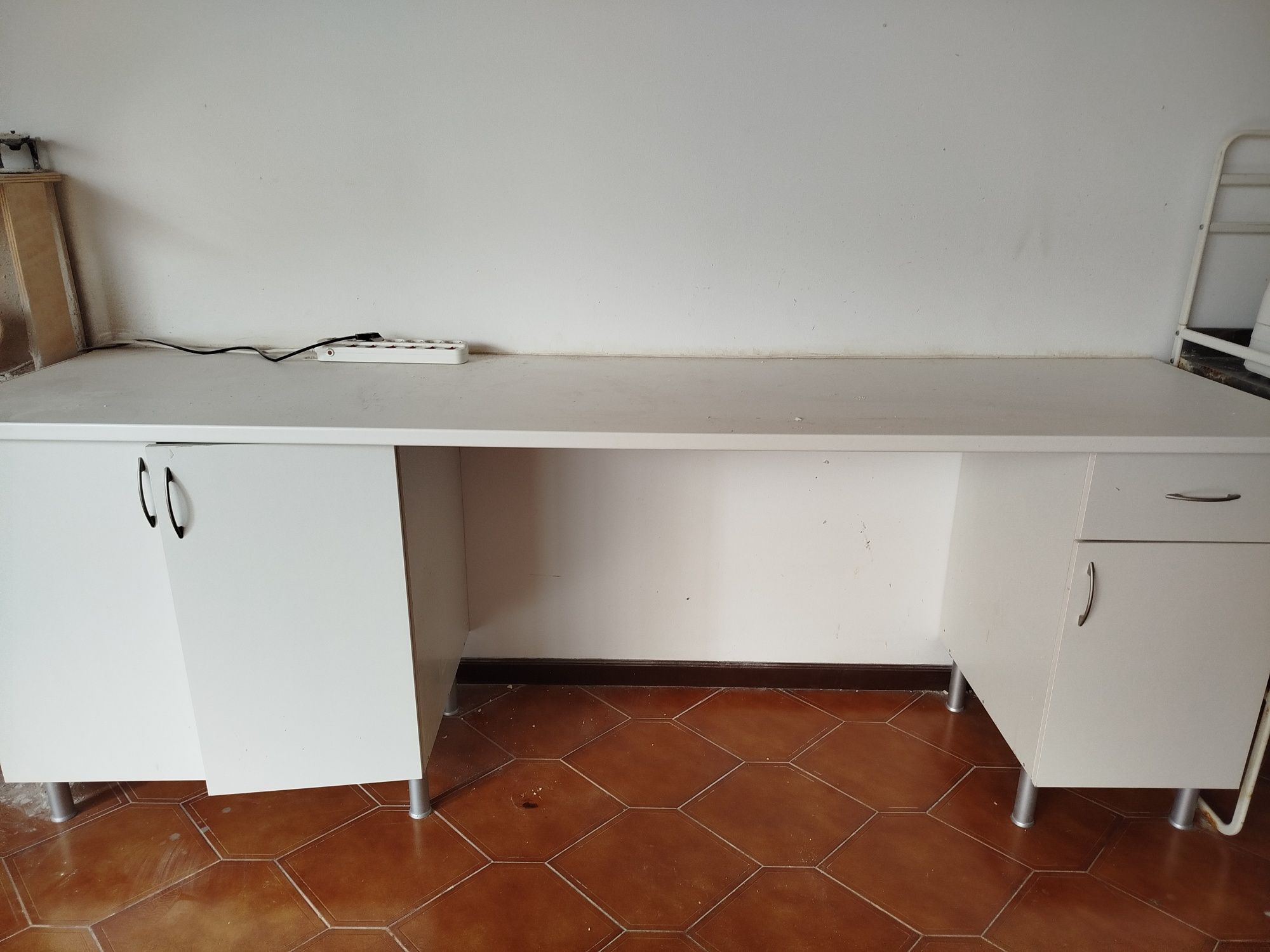 7 Móveis com gavetas multiusos