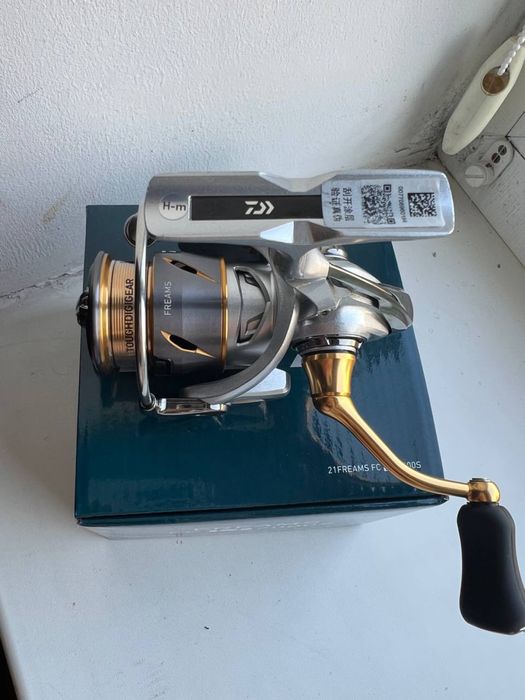 Катушка DAIWA freams 2000s/2500