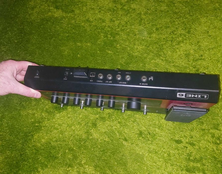 Продаю гитарный процессор Lines X FX100