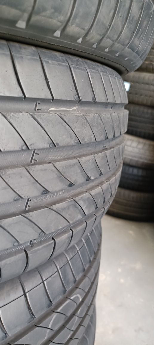 Pneus 265/35/19 Michelin