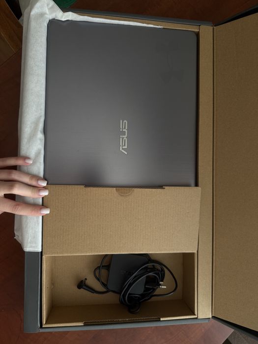 Ноутбук Asus Vivobook S