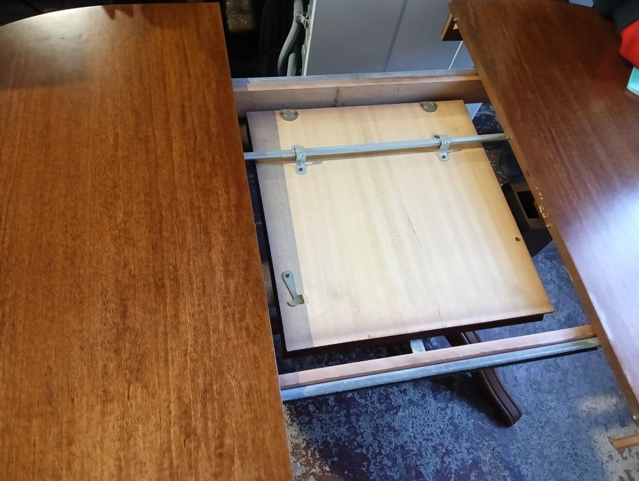 Stół Rozkładany  owalny