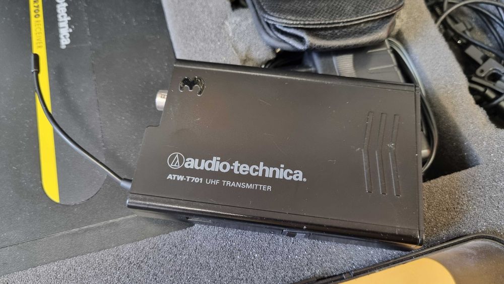 Zestaw bezprzewodowy Audiotechnika z mikrofonem + gratis druga stacja