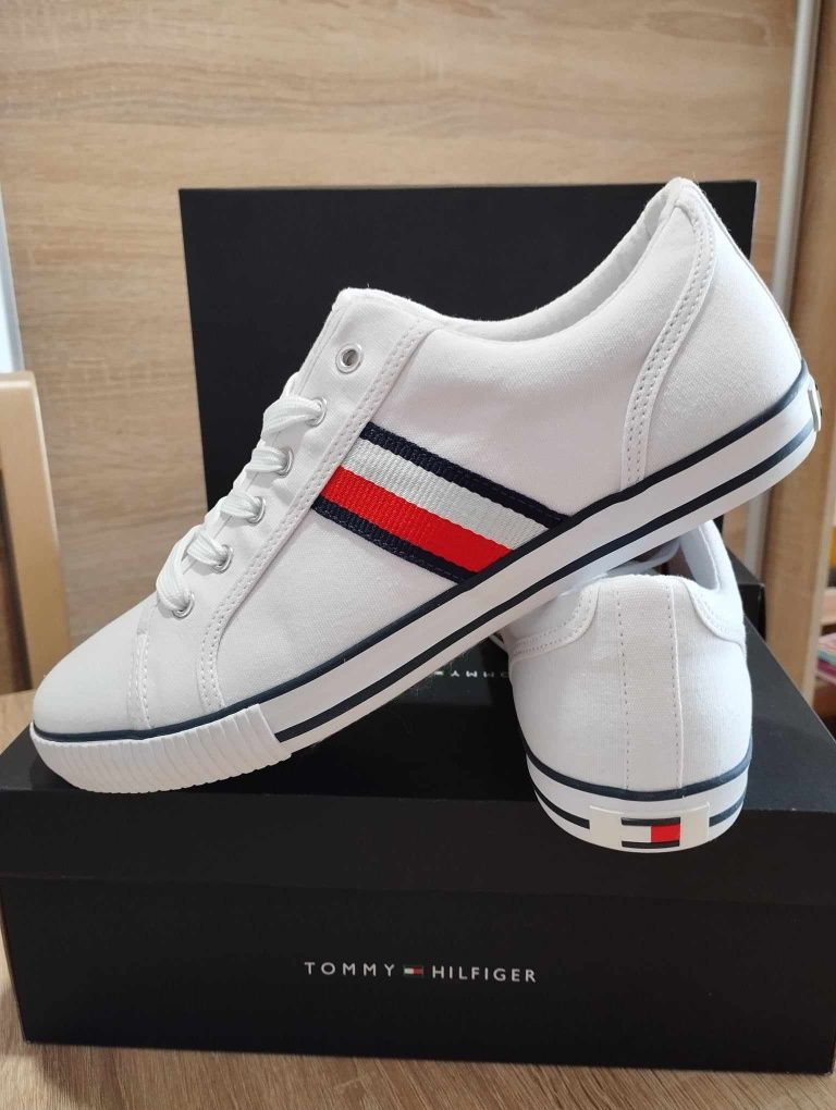 Tommy Hilfiger r37,38,39,40