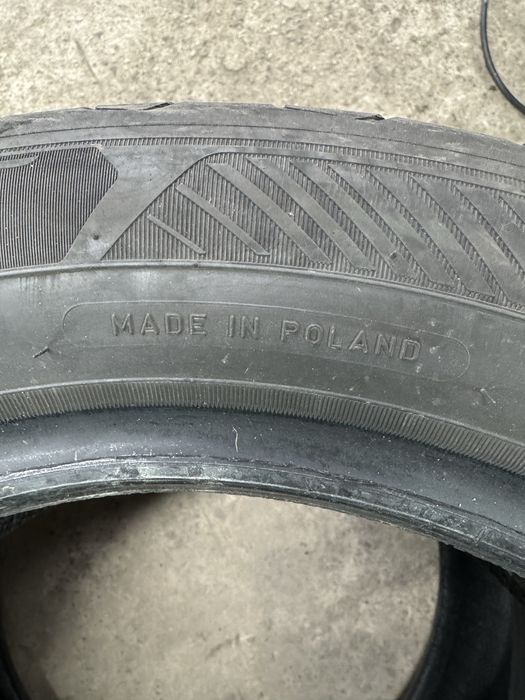 Резина  Шины 2 шт Лето 205/55 r16 GoodYear