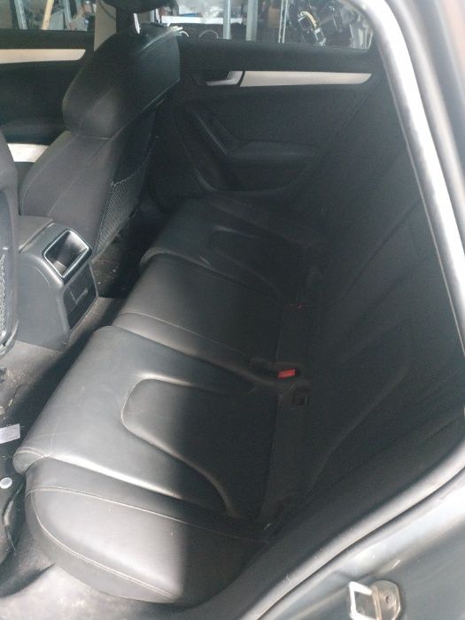 Разборка запчасти Audi A-4 2.0 2010-2014 год двери багажник стойки