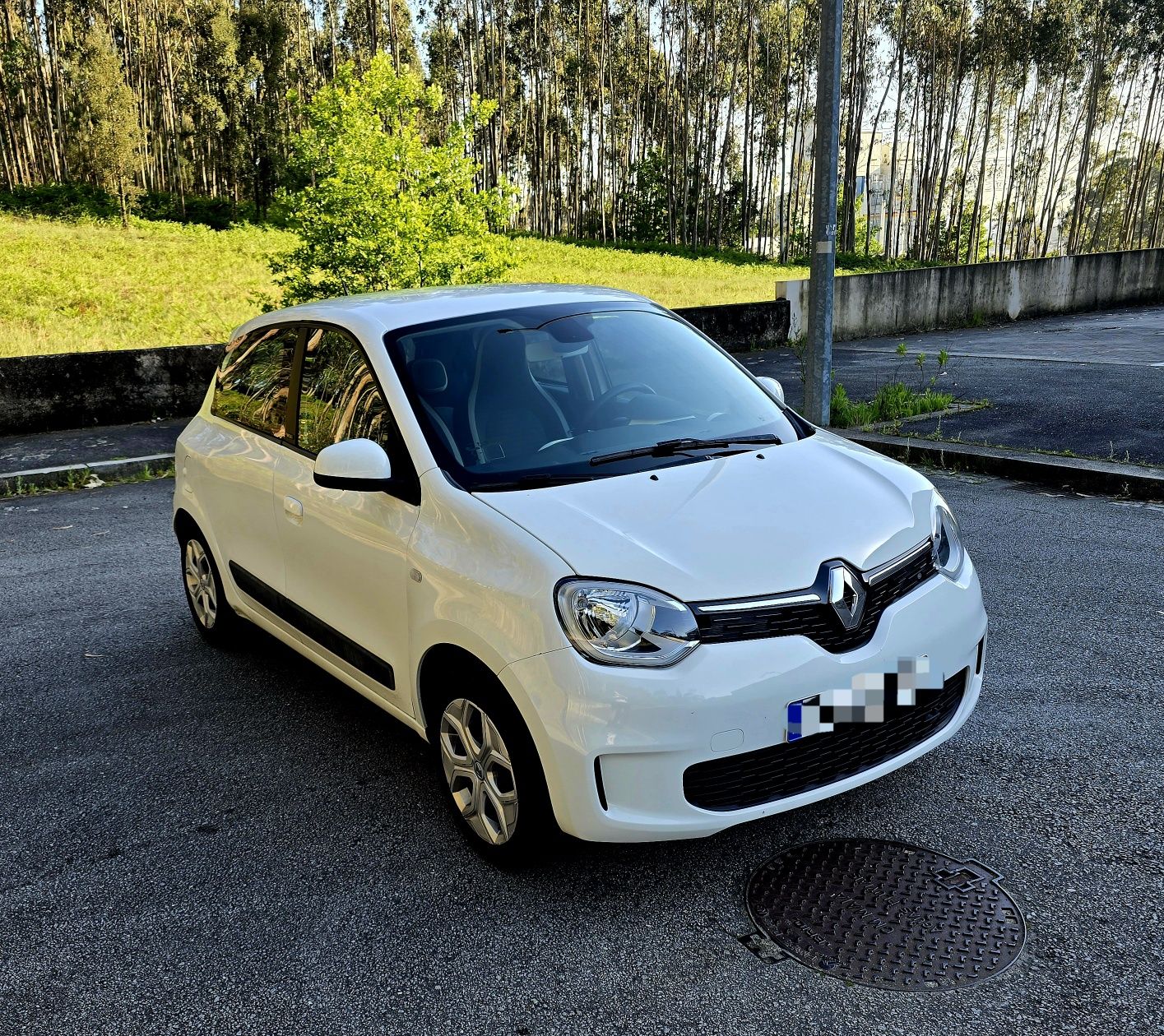 Twingo eletrico 200kms 22kw carplay