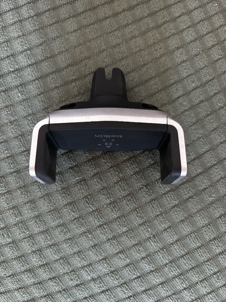 Suporte telemovel universal marca Belkin