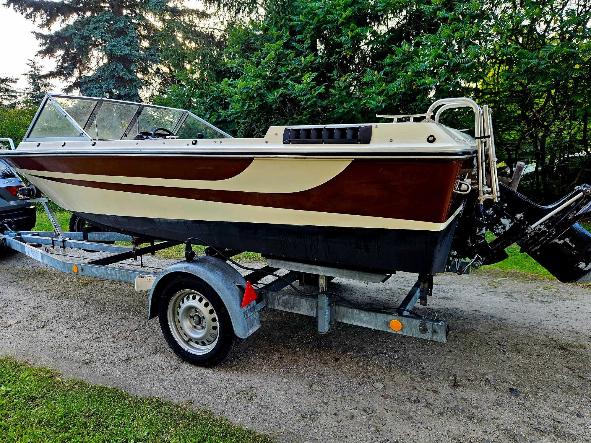 Zadbana  Łódz Motorówka 3.0 mercruiser  ekonomiczna nie zawodna