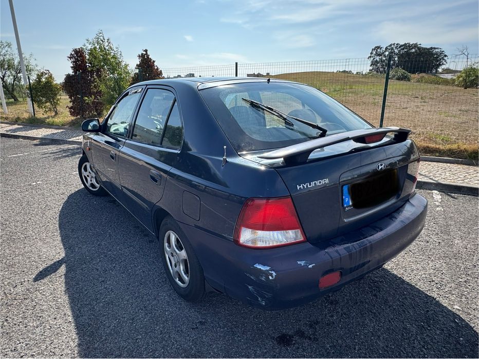 Hynday accent caixa automática