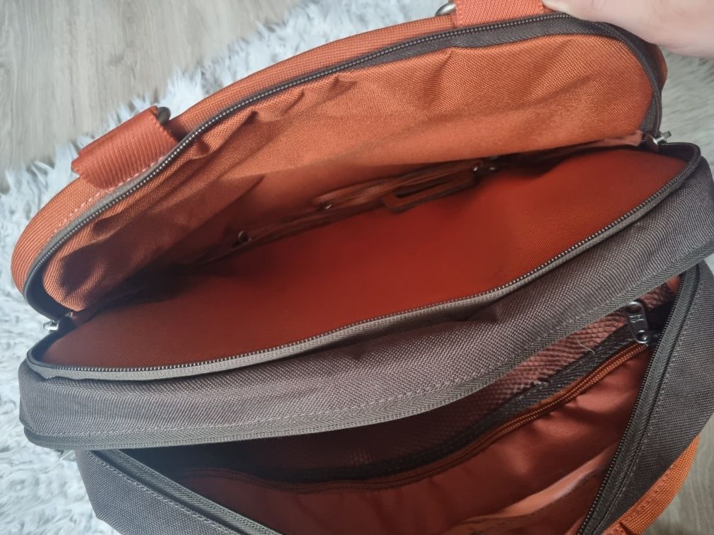 Torba.a laptopa podróżna American Tourister