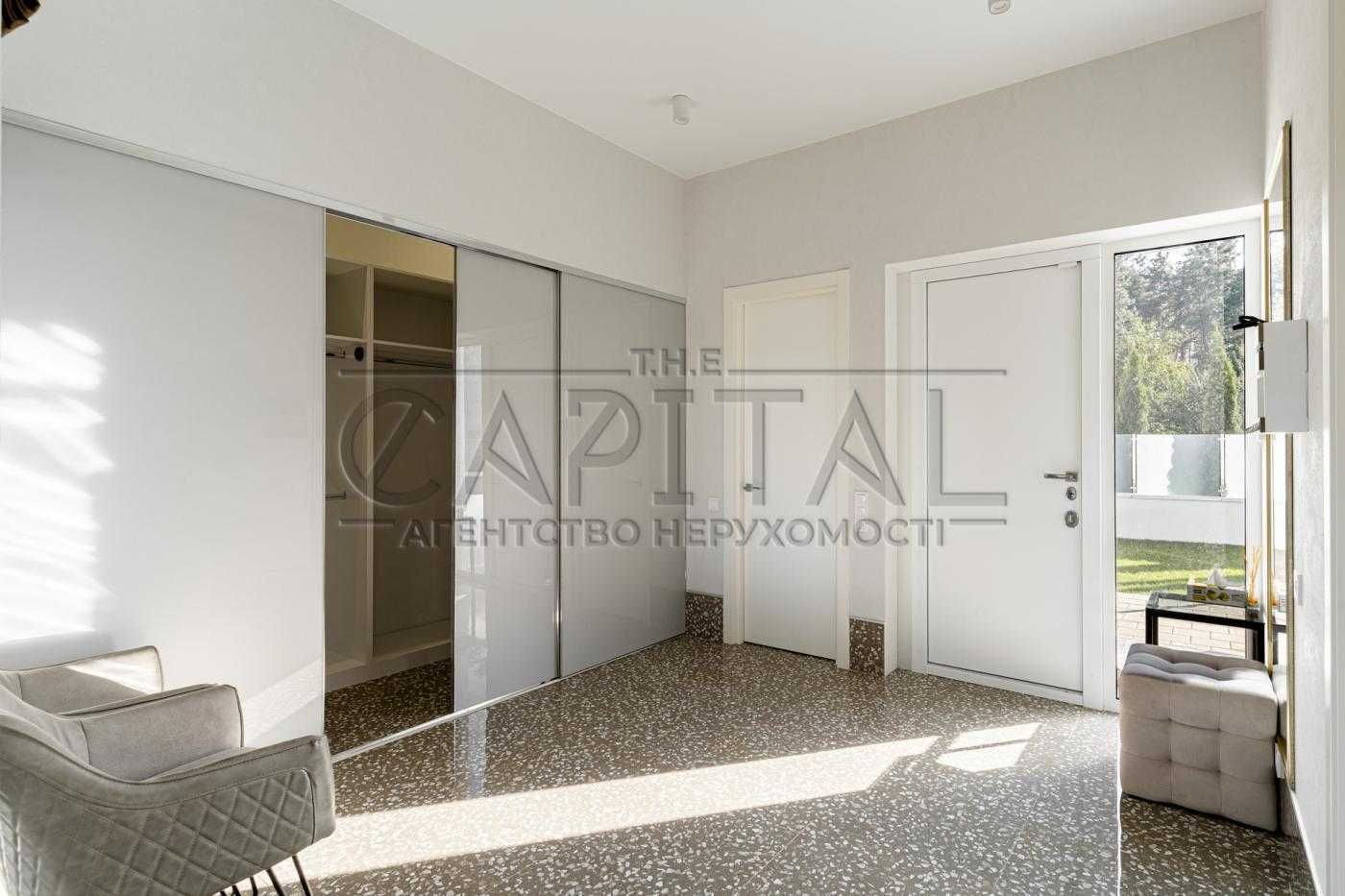 Продажа / Будинок / Козин / 241 м2