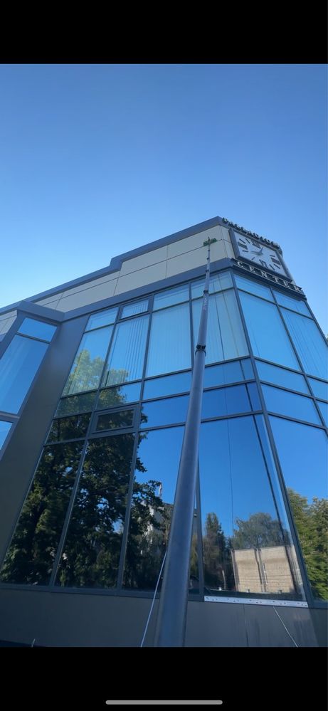 Миття двору,подвірʼя,послуги прибирання,бруківка,фасад,дах,парканвікна