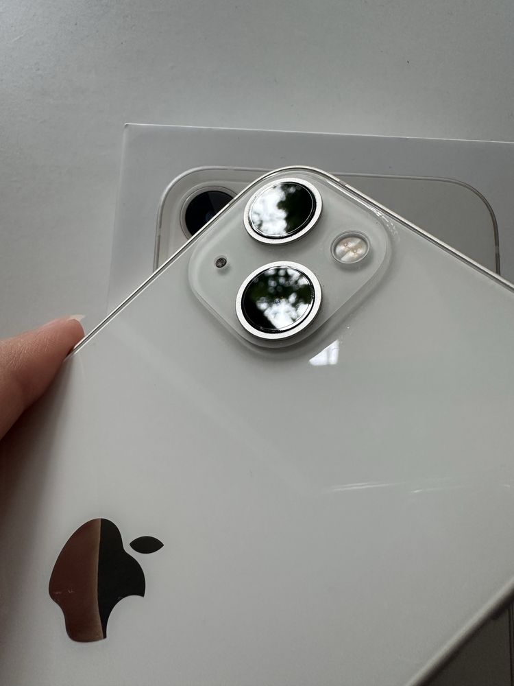 iPhone 13 white 128 GB