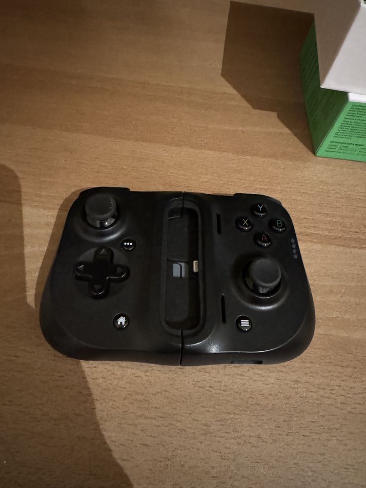 Razer Kishi (iPhone) Gamepad