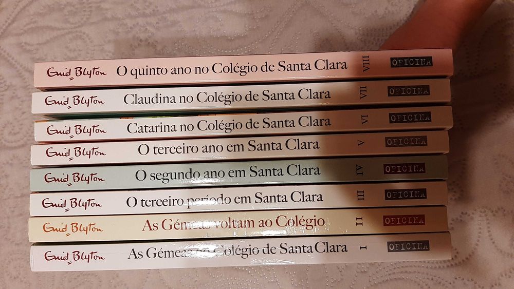 Livros AS GÉMEAS de Enid Blyton e Sara Rodi (n.º 6 não disponível)