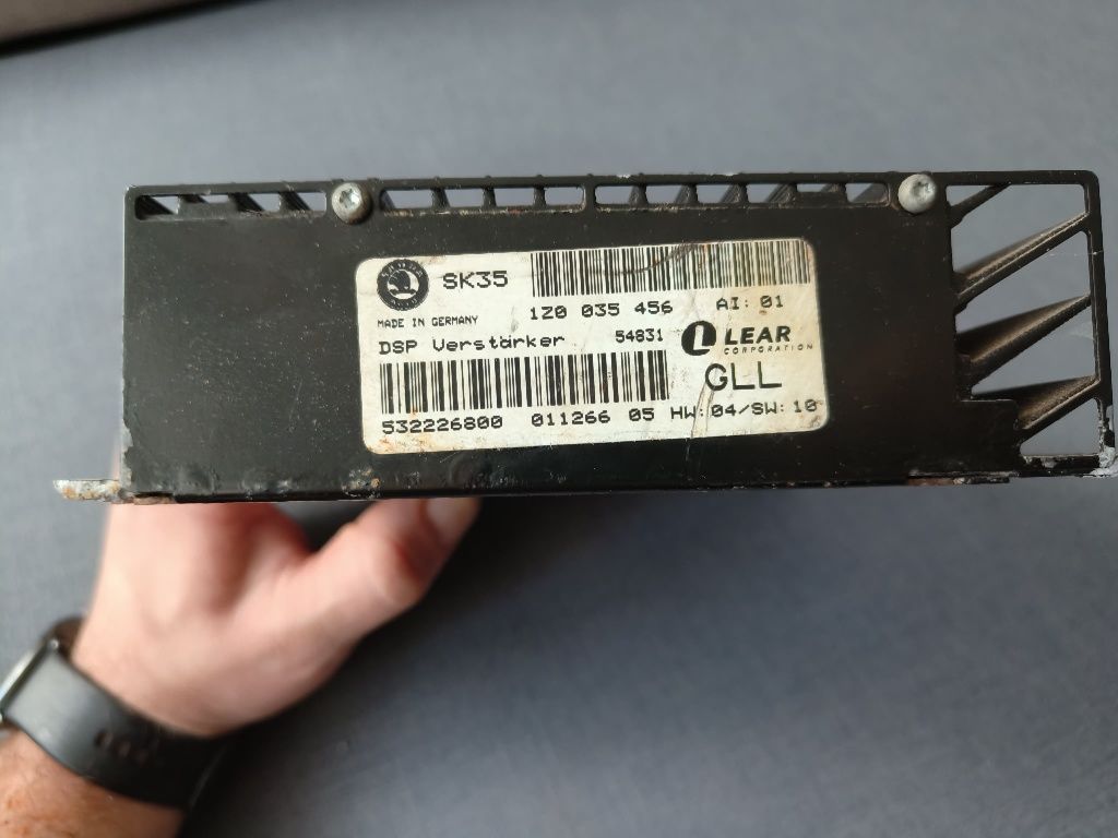 Цифровий підсилювач sound system 1z0035456