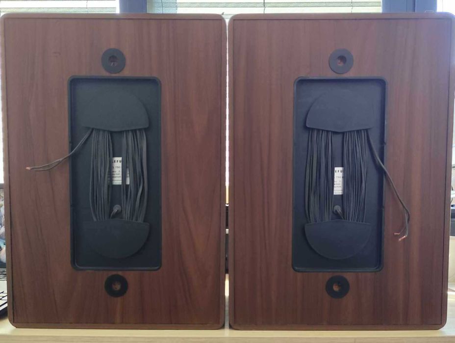 Kolumny Telefunken TL 750