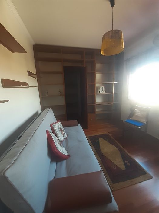 Arrendo apartamento T2