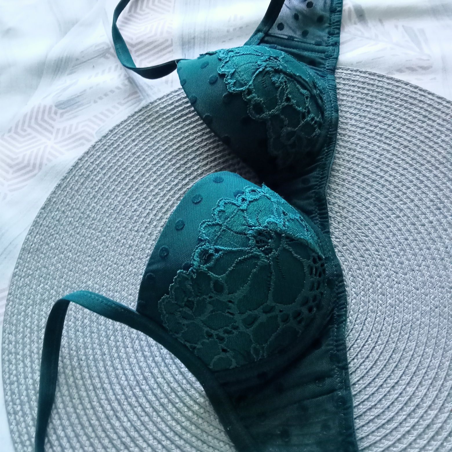 Biustonosz Tezenis 70B